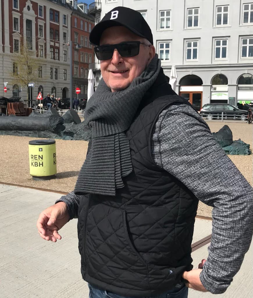 Bob Dowbiggin outdoors, client advocate for commercial and industrial interior projects